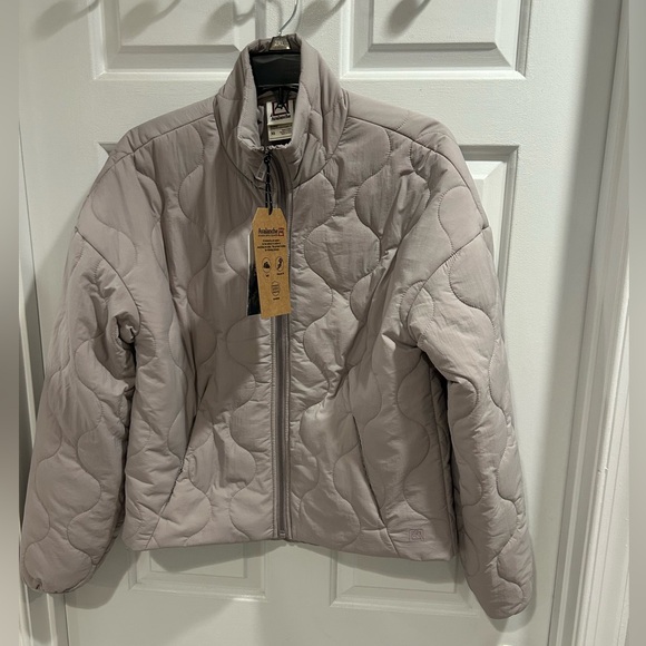 NWT AVALANCHE Solid Quilted Jacket - Relaxed
Fit Sz XL $52 - Picture 1 of 4